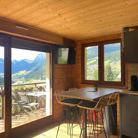 In With Valley Views Châtel